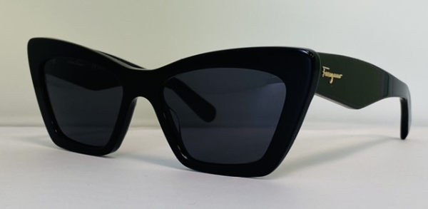 Солнцезащитные очки Salvatore Ferragamo 929S-001